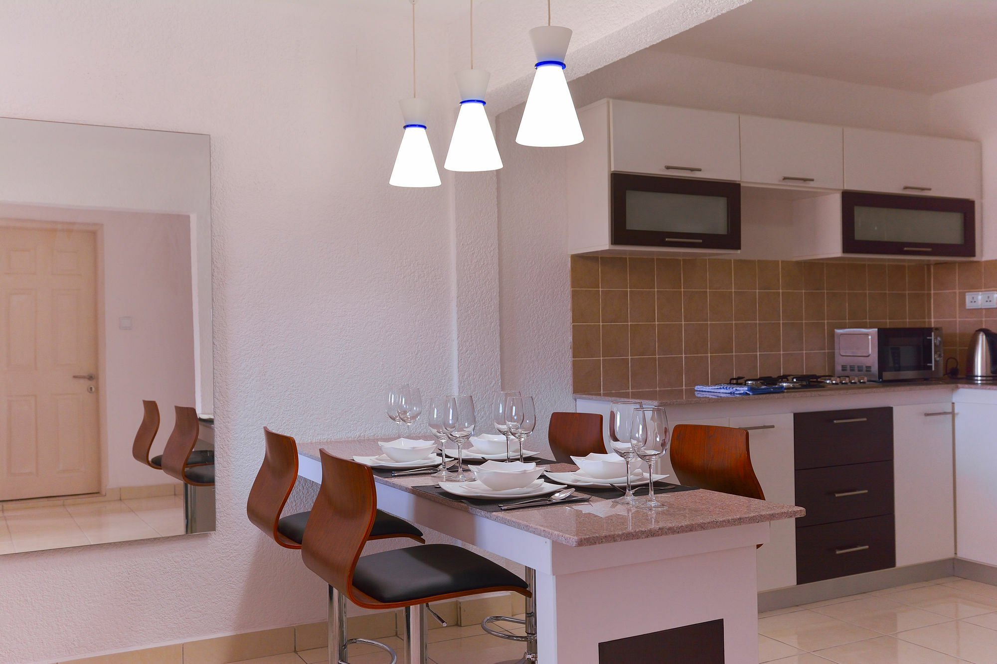 Silverleaf Service Apartments Flic en Flac Exterior photo